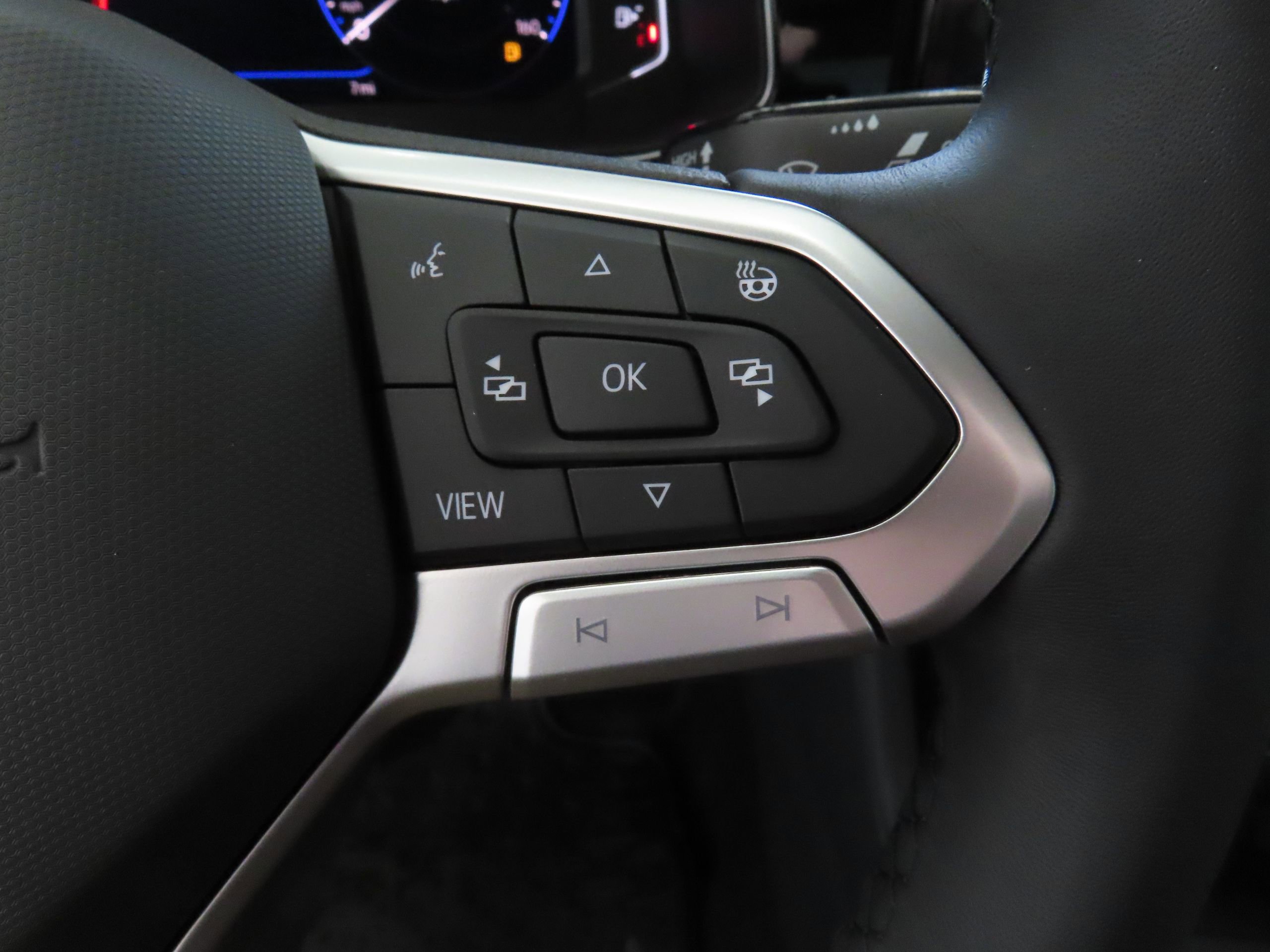 New 2026 Volkswagen Jetta SEL image 14