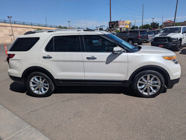 Used 2014 Ford Explorer Limited w/ Equipment Group 301A AWD/4WD image 6