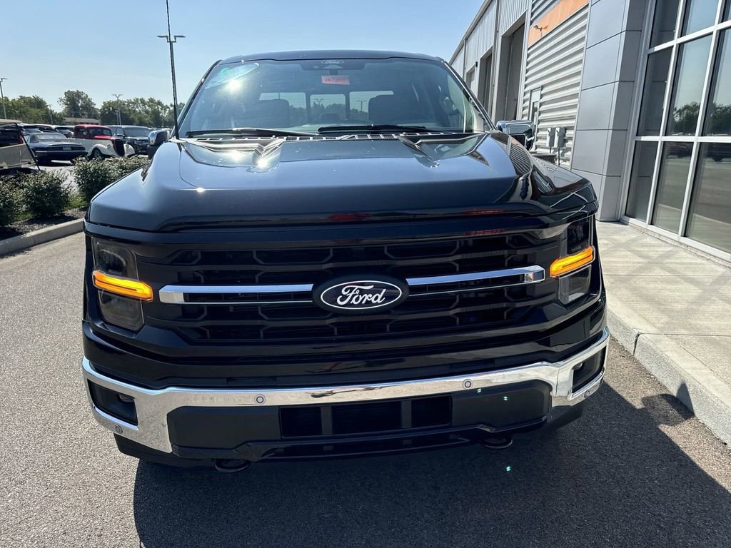 New 2024 Ford F150 XLT w/ Equipment Group 302A MID image 8