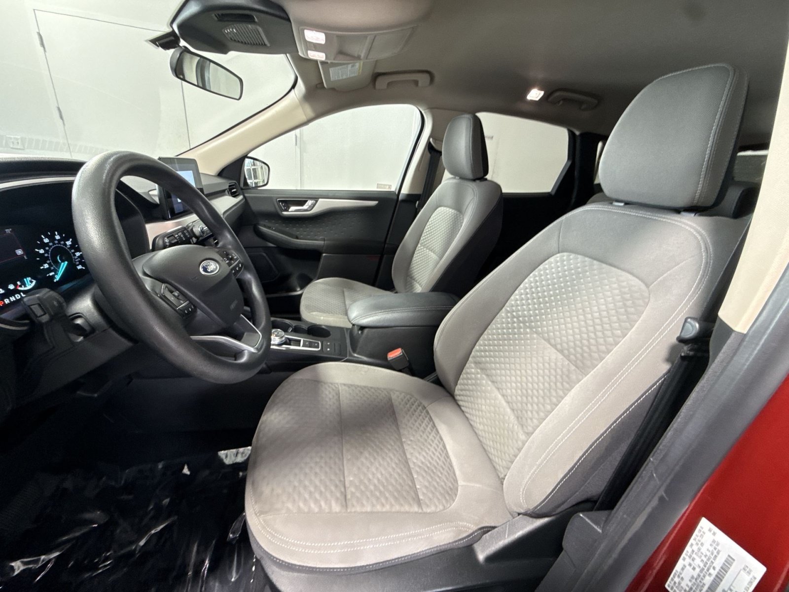 Used 2020 Ford Escape SE AWD/4WD image 14