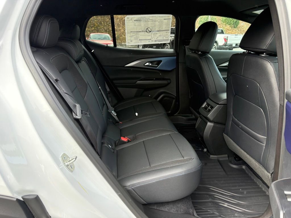 New 2026 Chevrolet Equinox EV LT image 25