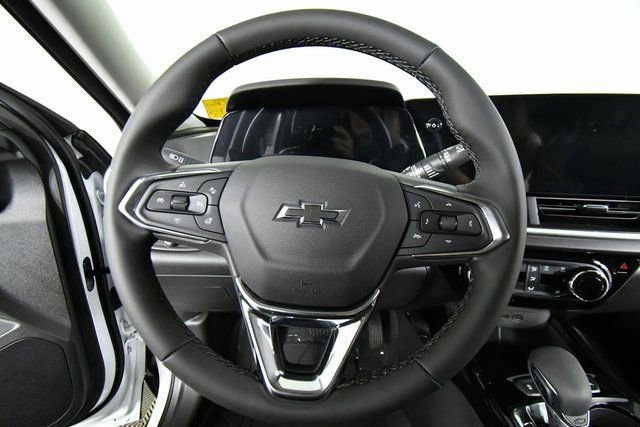 New 2026 Chevrolet Trax ACTIV image 2