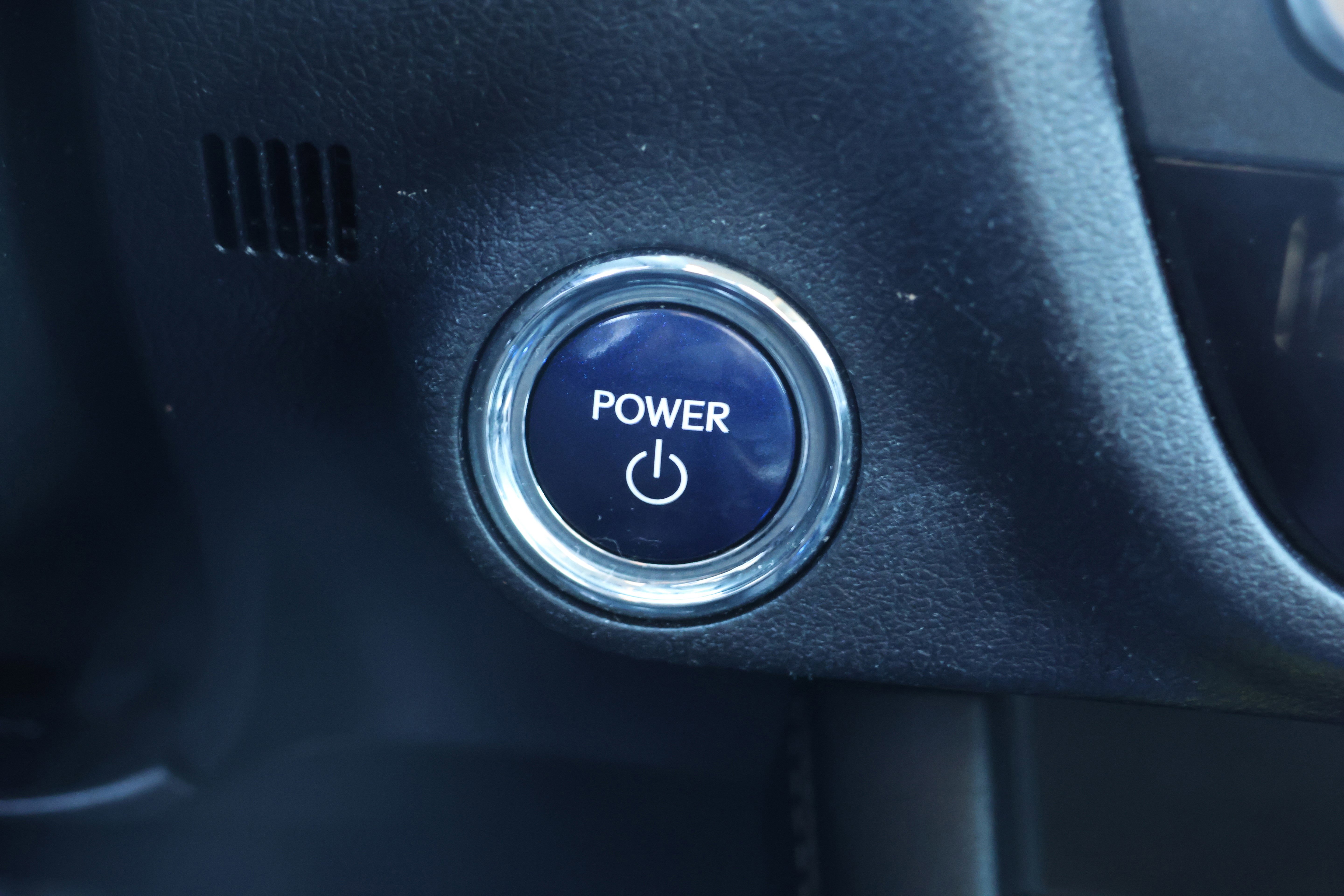 Used 2017 Lexus RX 450h AWD image 30