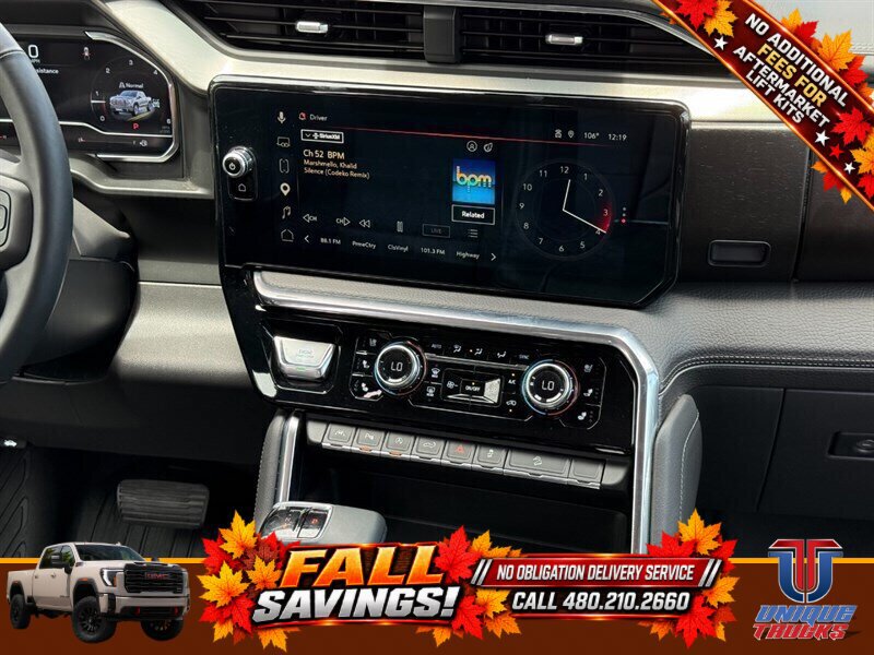Used 2025 GMC Sierra 1500 Denali w/ Technology Package AWD/4WD image 31