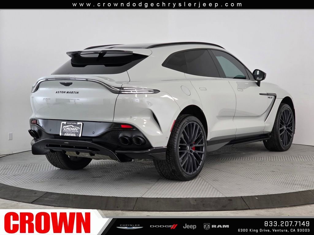 Used 2023 Aston Martin DBX 707 image 7
