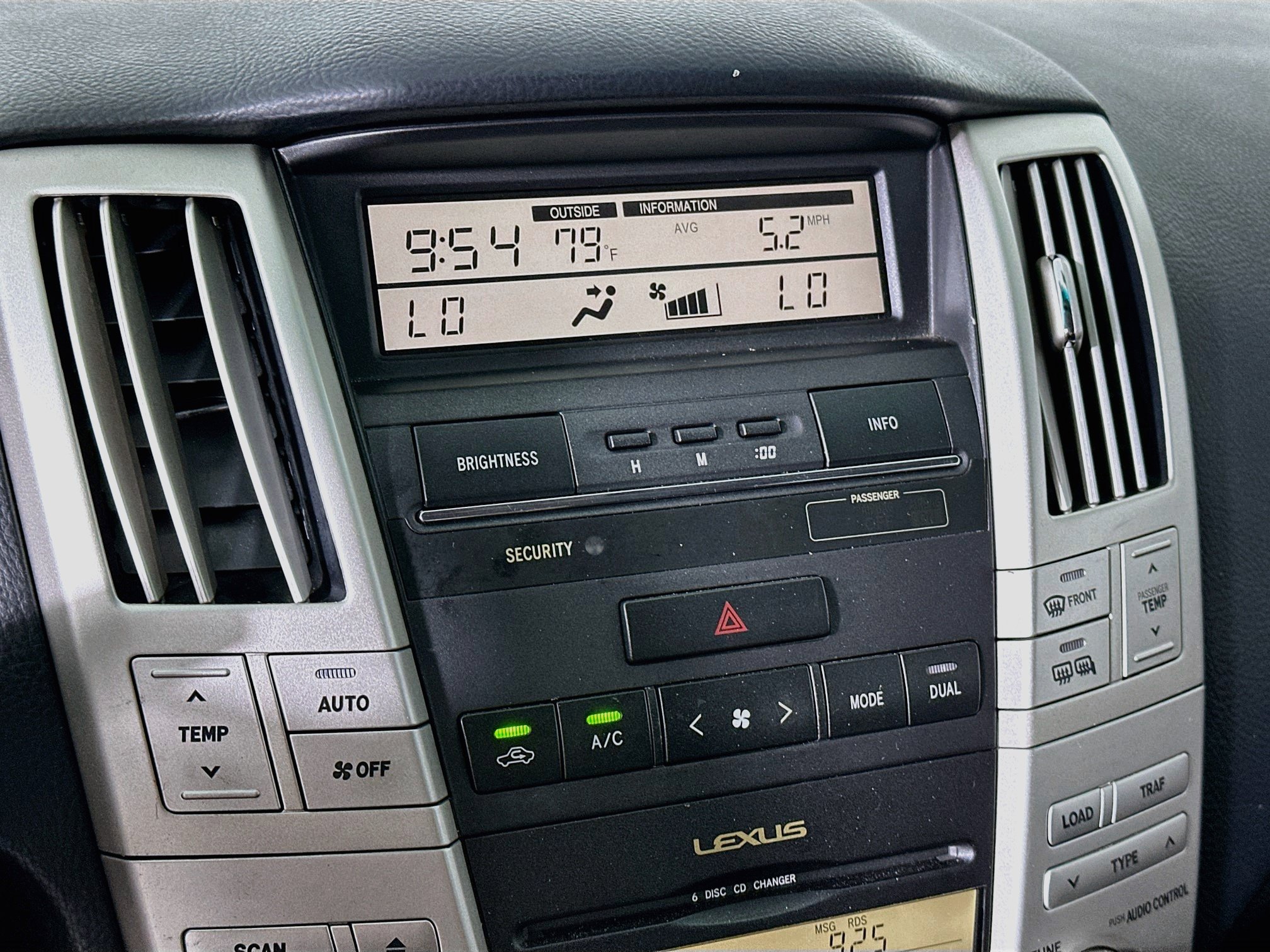 Used 2005 Lexus RX 330 FWD image 22