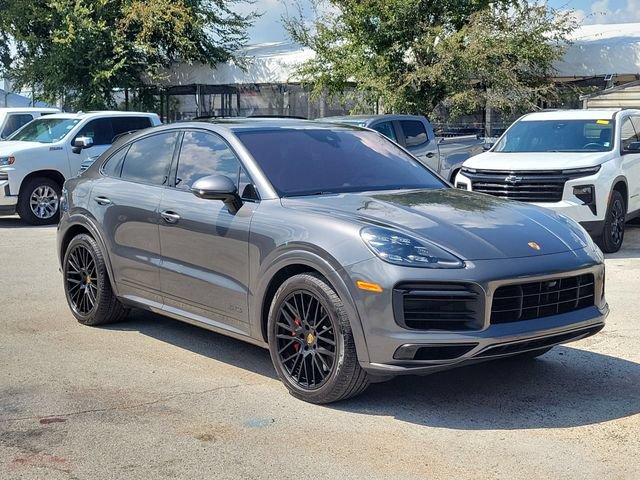 Used 2023 Porsche Cayenne GTS AWD/4WD image 1
