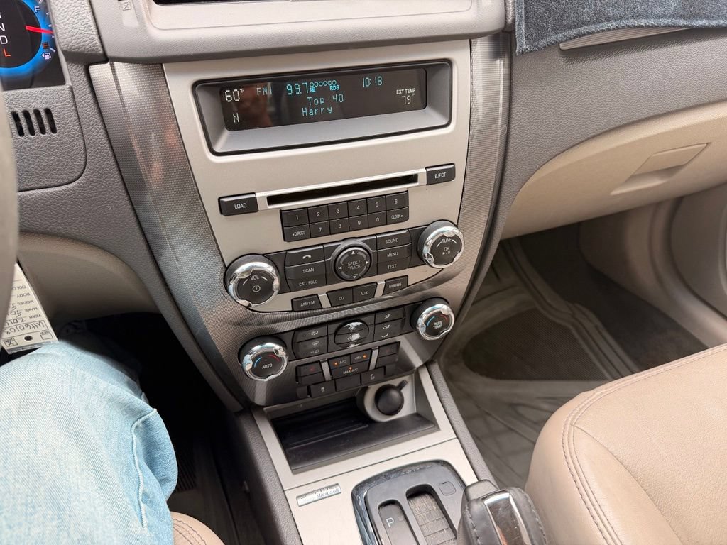 Used 2010 Ford Fusion SEL FWD image 21
