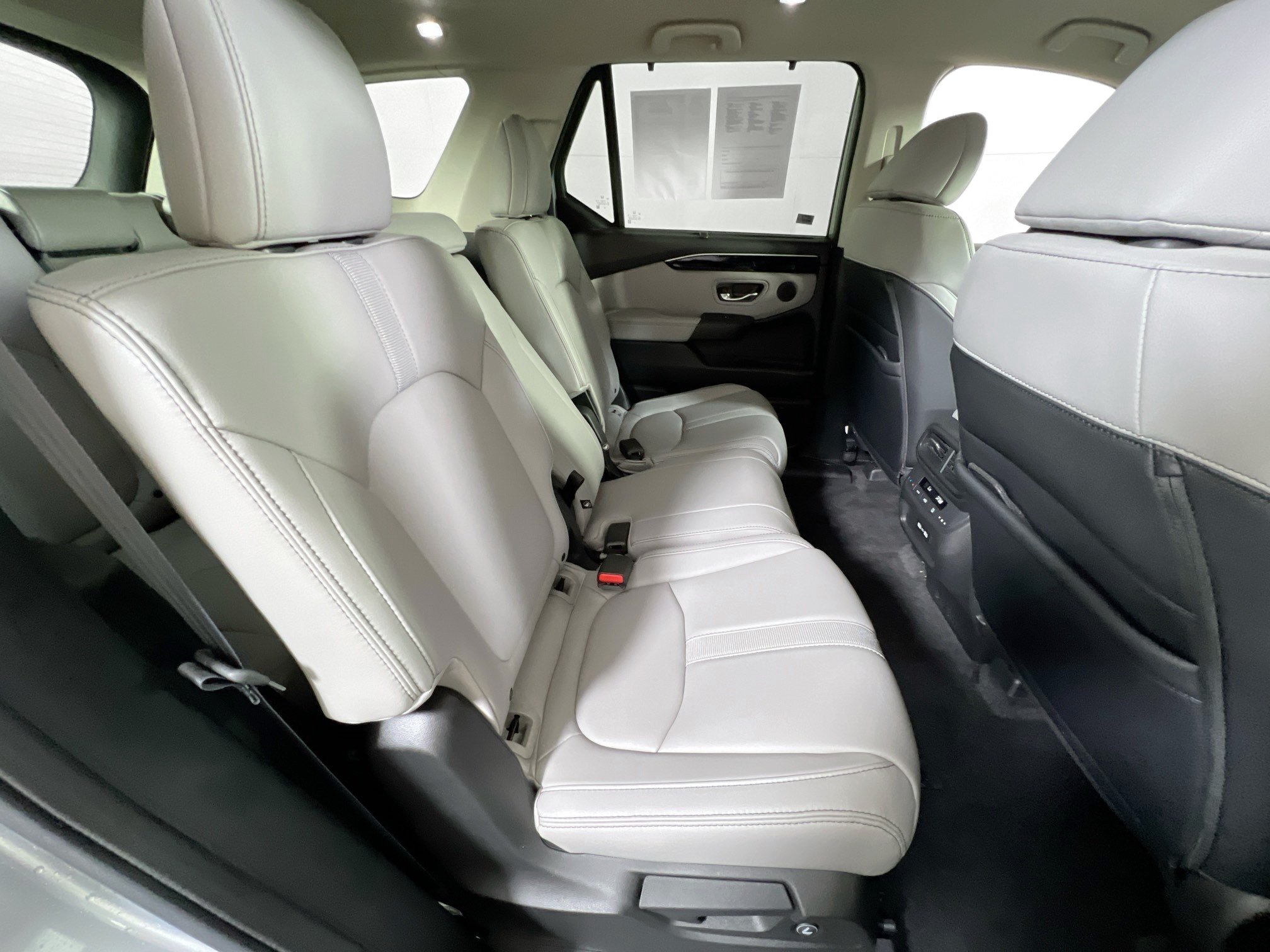Used 2023 Honda Pilot EX-L image 26