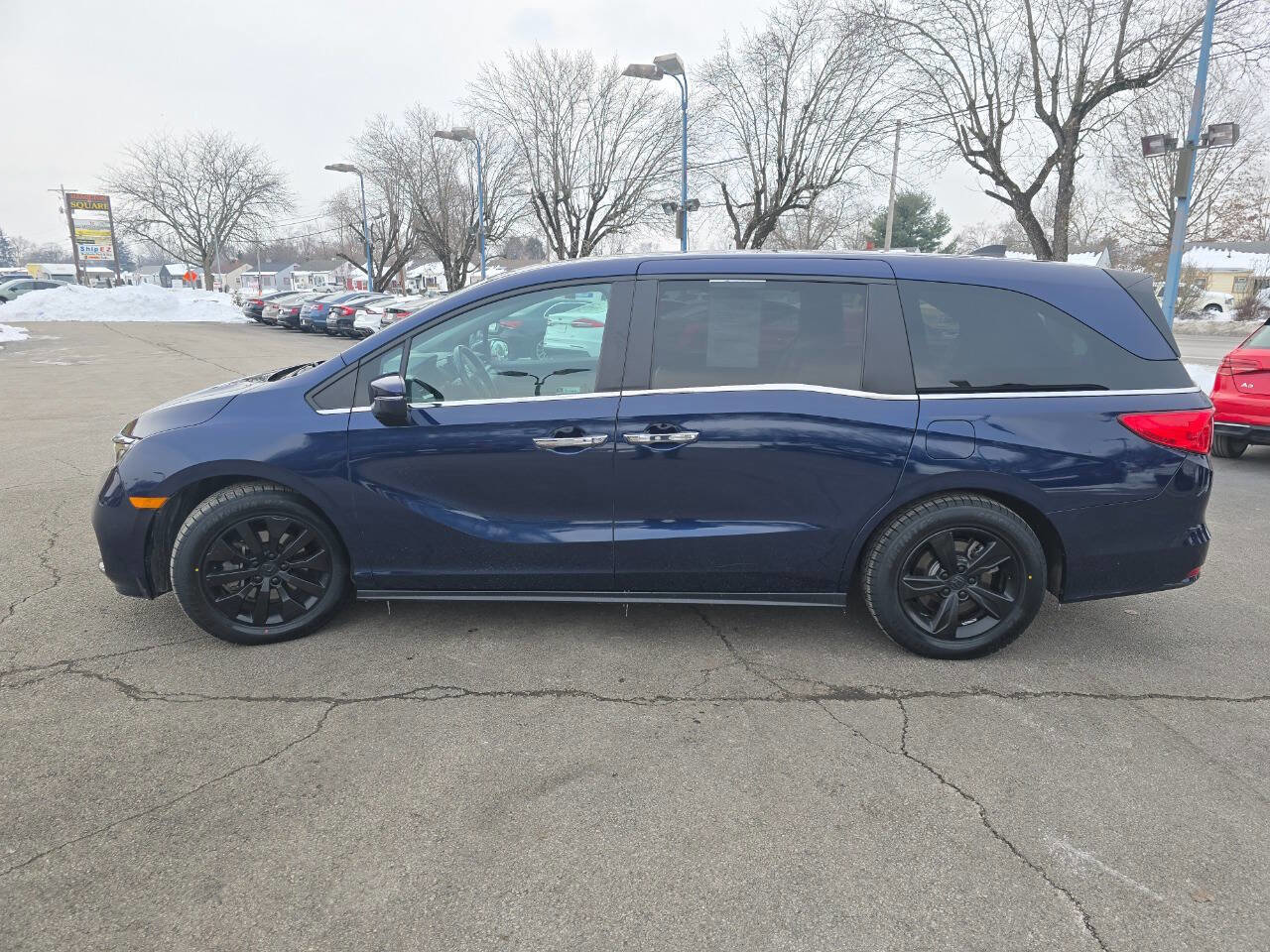 Used 2023 Honda Odyssey EX-L image 4