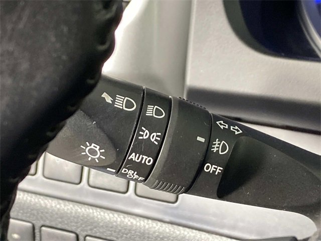 Used 2018 Toyota Highlander Plus image 18