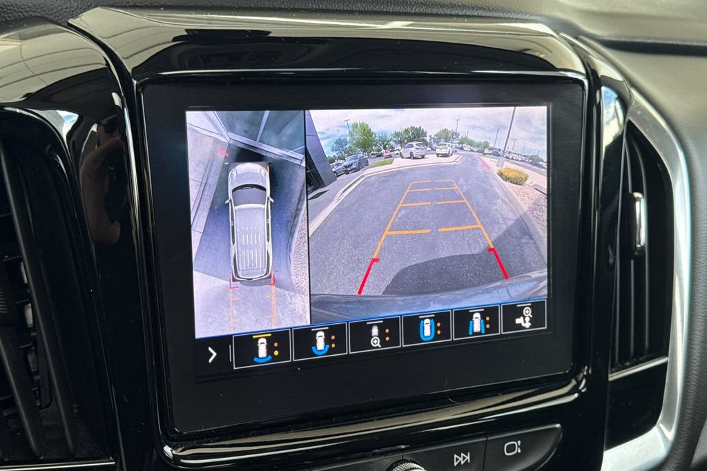Used 2020 Chevrolet Traverse RS AWD/4WD image 22
