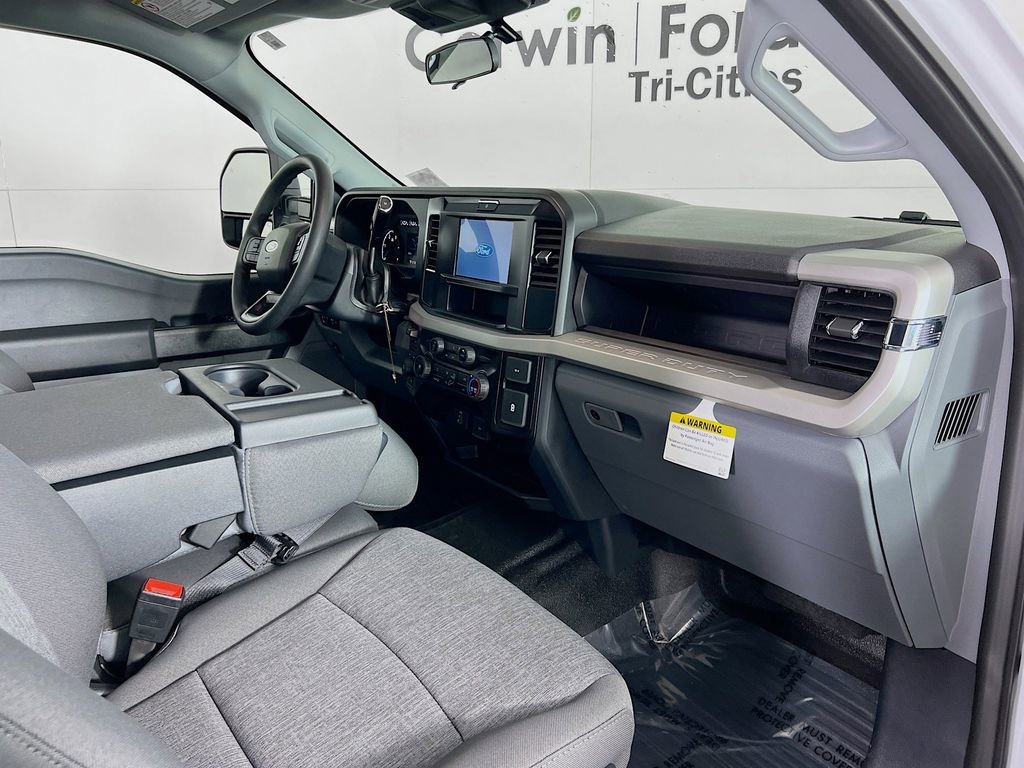 New 2026 Ford F450 XL w/ XL Chrome Package image 26