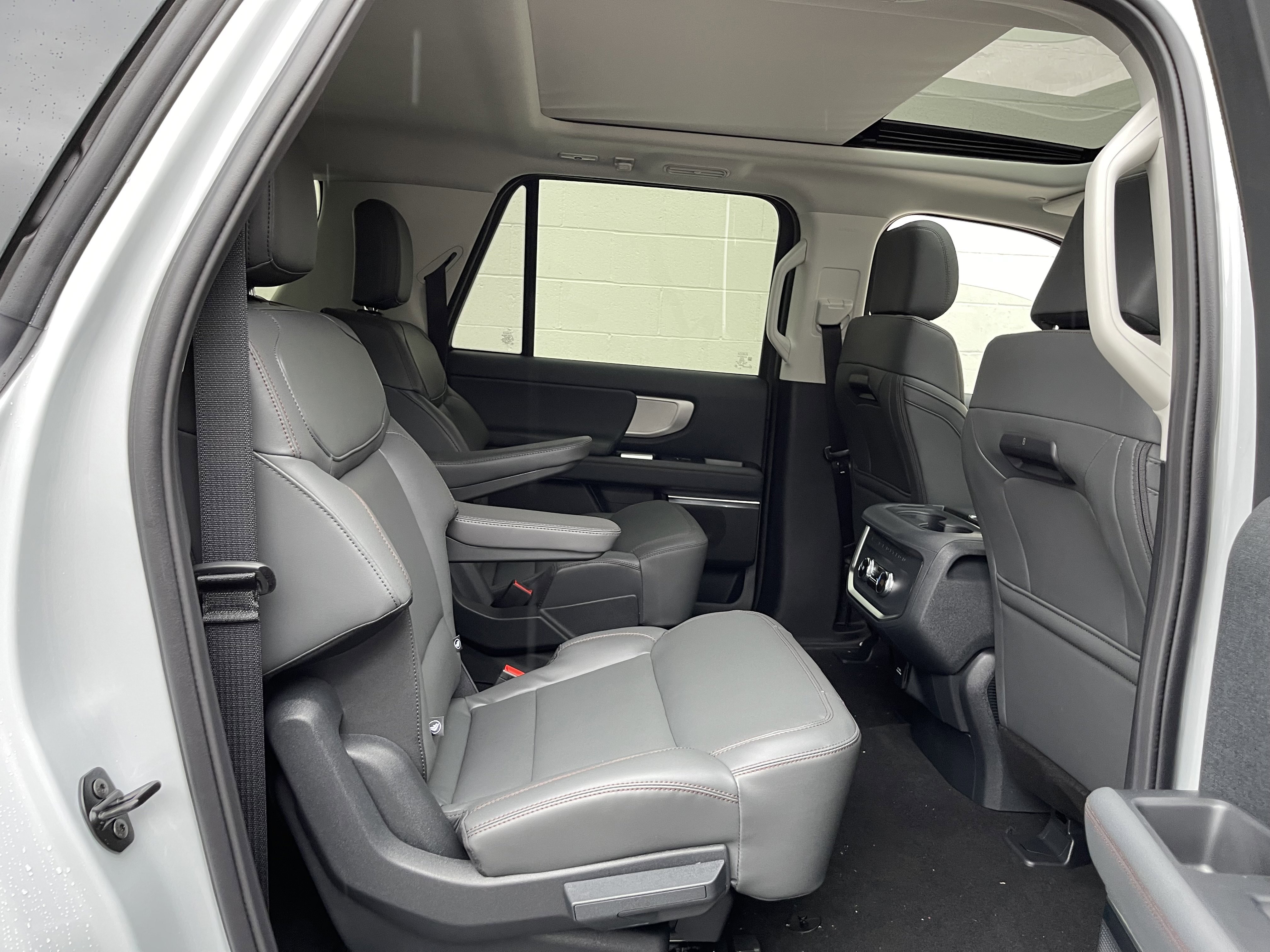 New 2025 Ford Expedition Max Active image 33