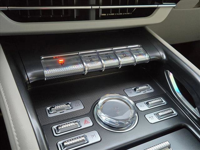 New 2026 Lincoln Nautilus Premier image 14