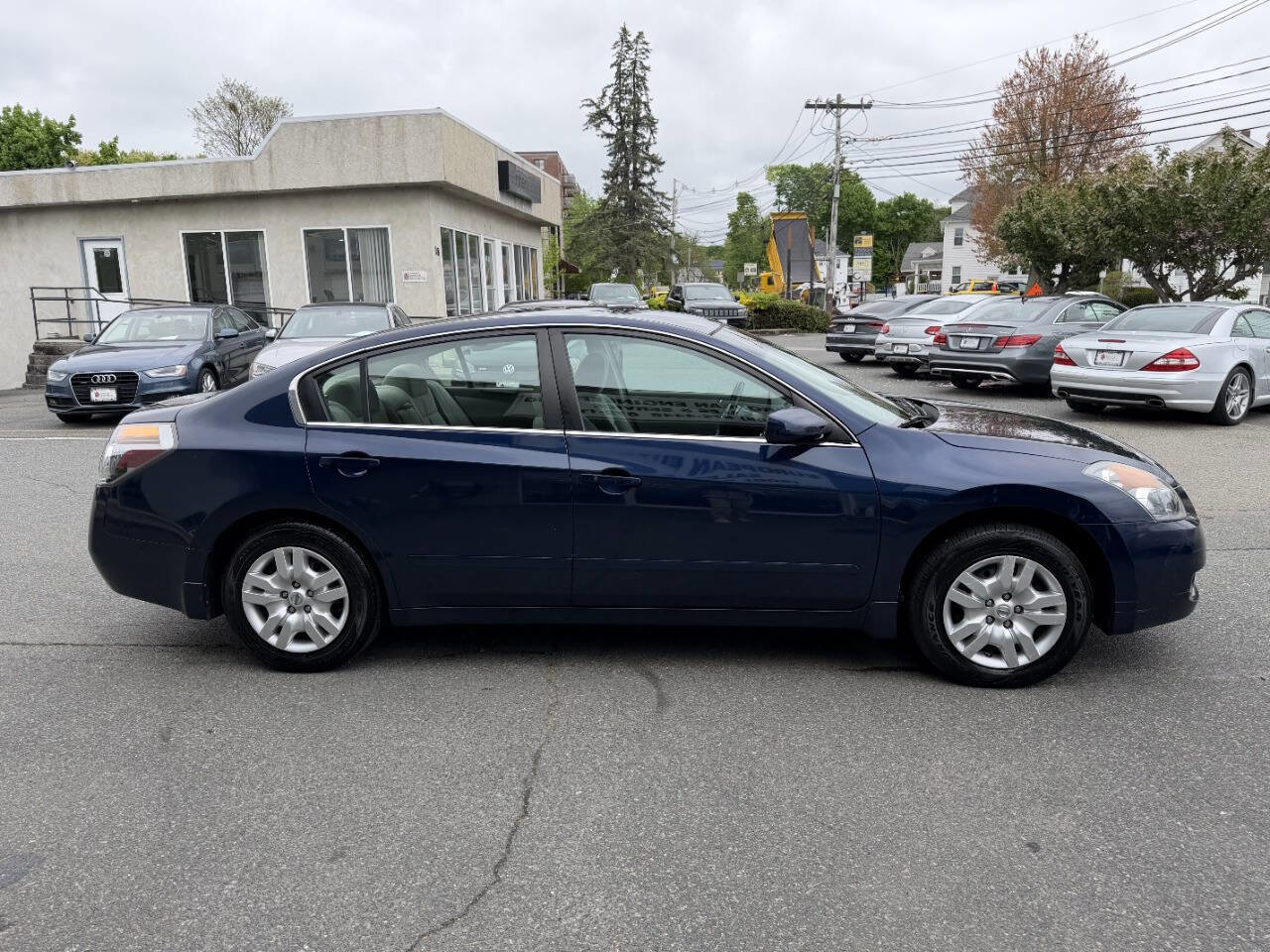 Used 2009 Nissan Altima 2.5 S w/ Convenience Pkg FWD image 8