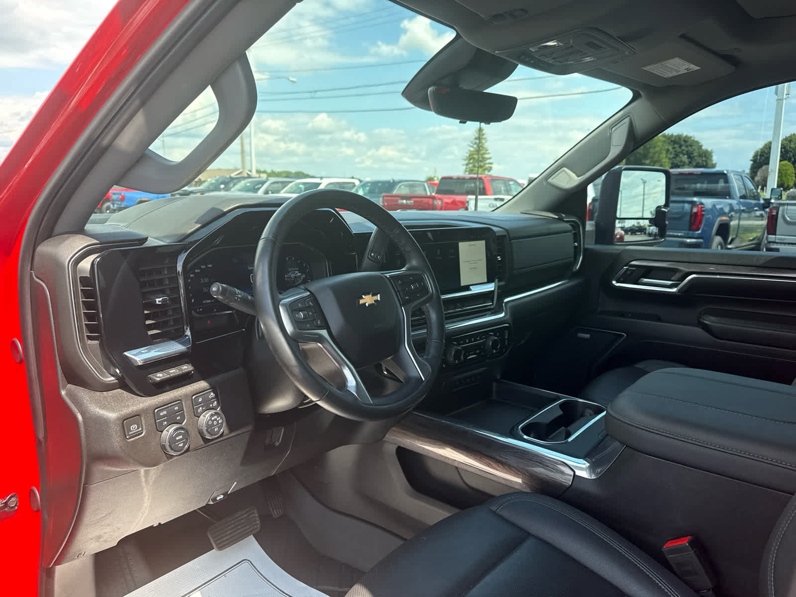 Certified 2024 Chevrolet Silverado 3500 LTZ w/ LTZ Plus Package AWD/4WD image 13