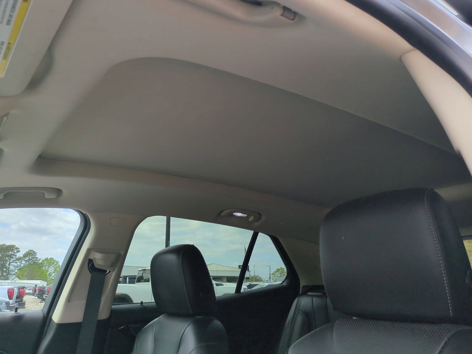 Certified 2021 Buick Envision Essence w/ Sport Touring Package image 18