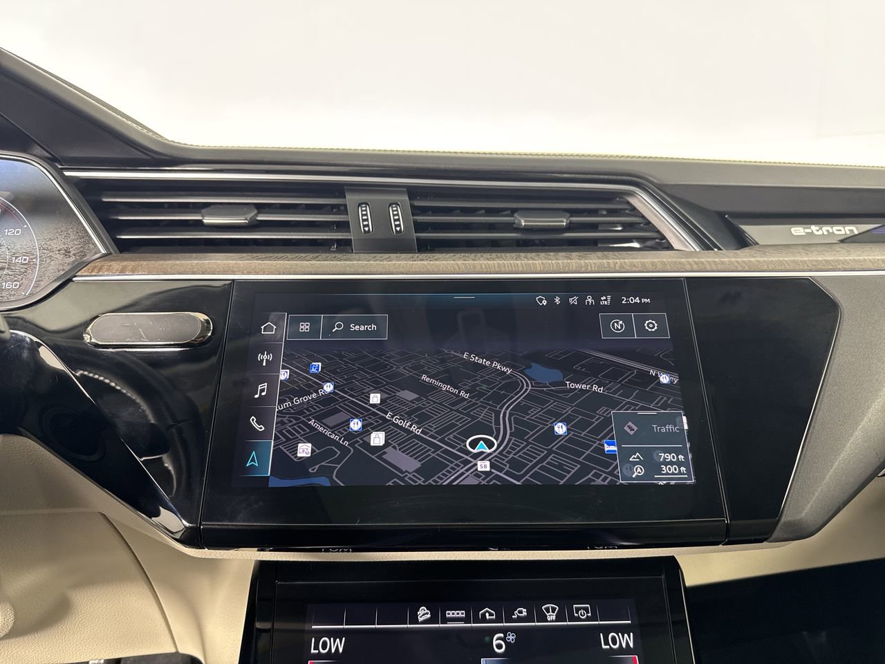 Used 2021 Audi e-tron Prestige w/ Prestige Package AWD/4WD image 11