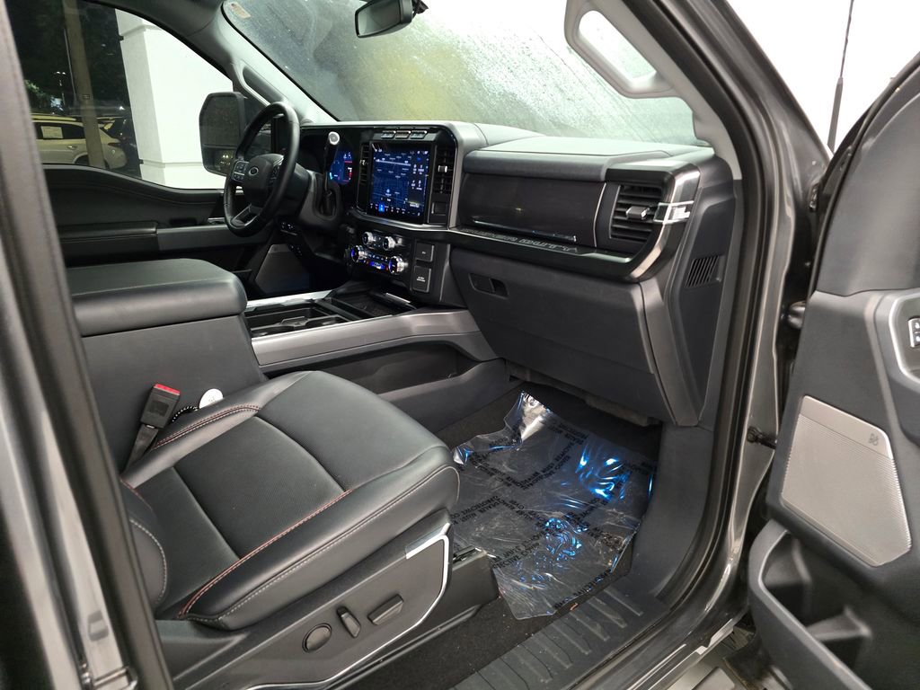 Used 2024 Ford F250 Lariat w/ Black Appearance Package image 37