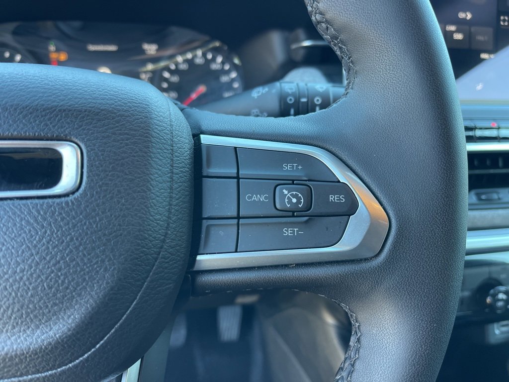 Certified 2024 Jeep Compass Latitude image 18