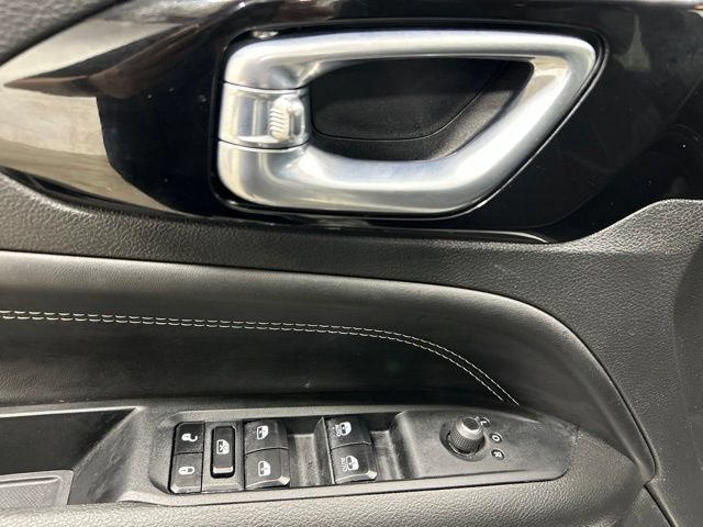 Used 2023 Jeep Compass High Altitude AWD/4WD image 22