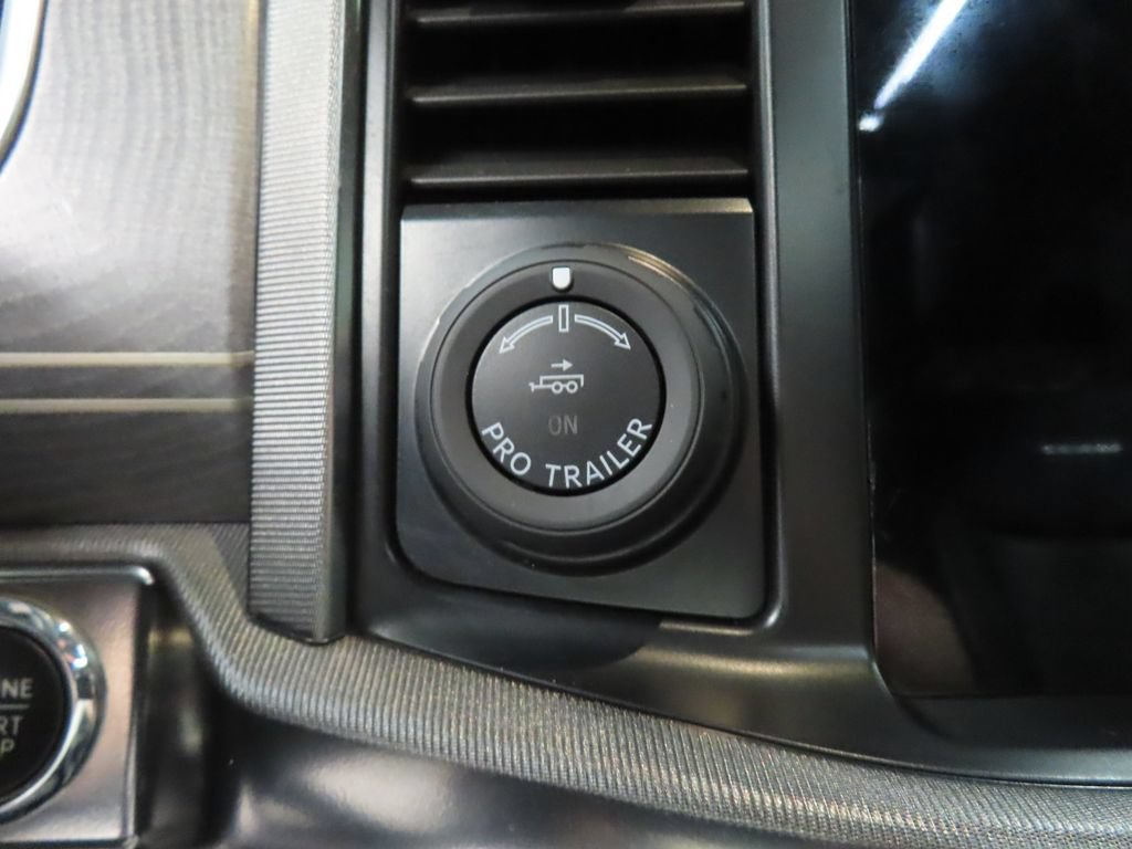 Used 2023 Ford F150 Platinum w/ FX4 Off-Road Package AWD/4WD image 71