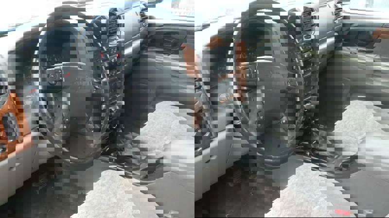 Used 2003 Isuzu Ascender S image 6