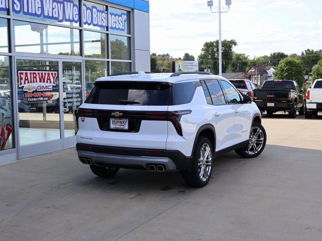New 2026 Chevrolet Traverse LT w/ Driver Confidence Package image 40