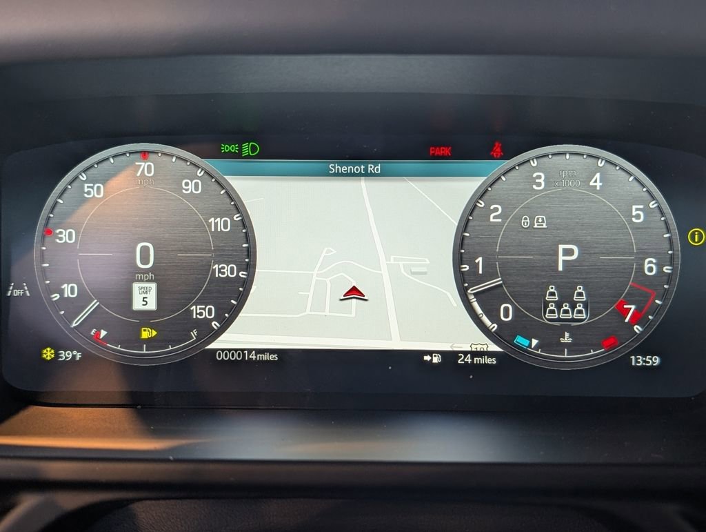 New 2026 Land Rover Defender 130 X-Dynamic SE image 15