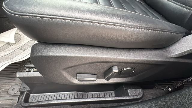 Certified 2024 Ford Edge SEL w/ Convenience Package image 8