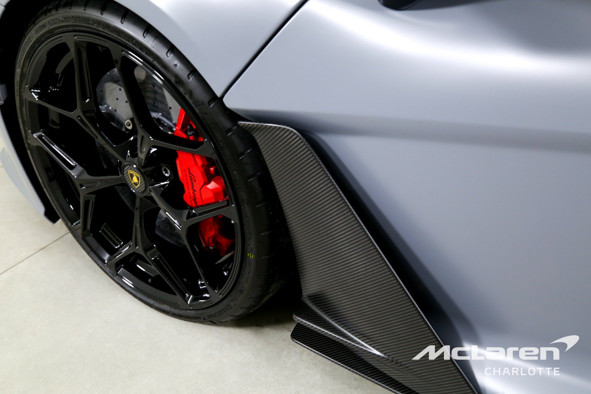 Used 2024 Lamborghini Revuelto AWD/4WD image 35