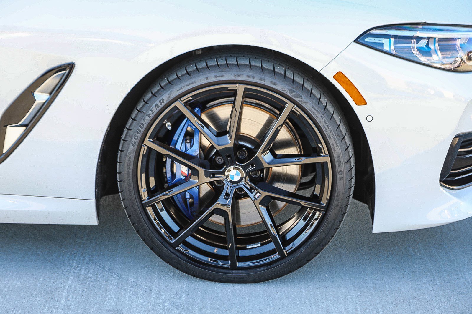 Used 2025 BMW 840i Convertible w/ Comfort Seating Package image 10