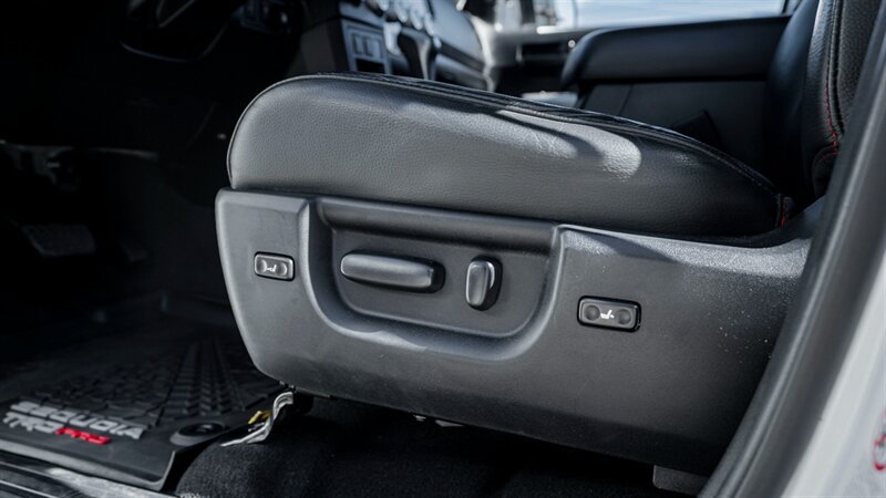 Used 2021 Toyota Sequoia TRD Pro AWD/4WD image 26