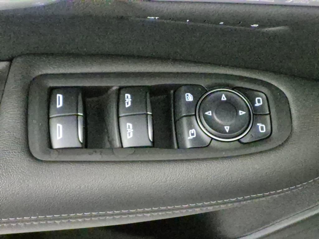 New 2025 Cadillac XT5 Sportv w/ Technology Package image 14