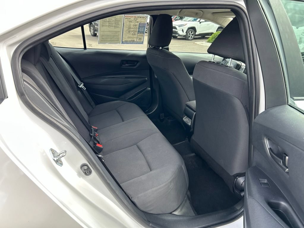 Used 2025 Toyota Corolla LE FWD image 14