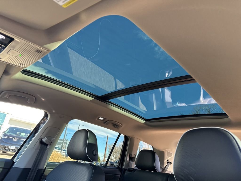 New 2026 Volkswagen Atlas SEL Premium R-Line image 23