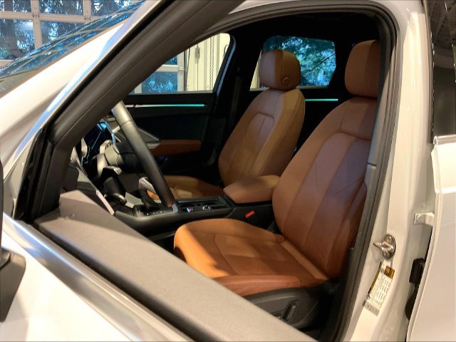 Used 2020 Audi Q3 2.0T Prestige AWD/4WD image 6