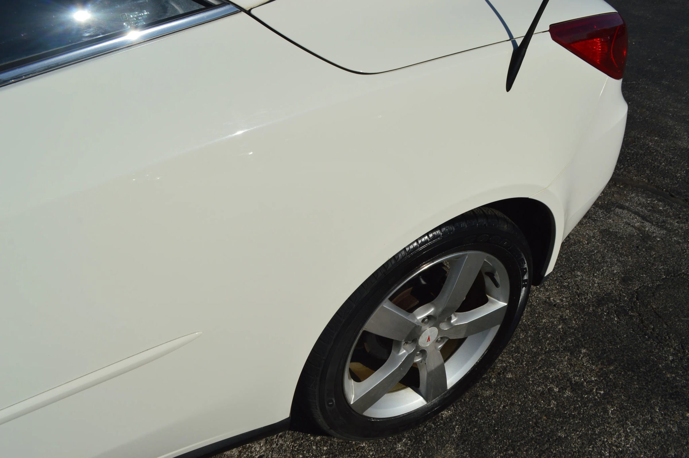Used 2006 Pontiac G6 GT w/ Premium Value Package image 4