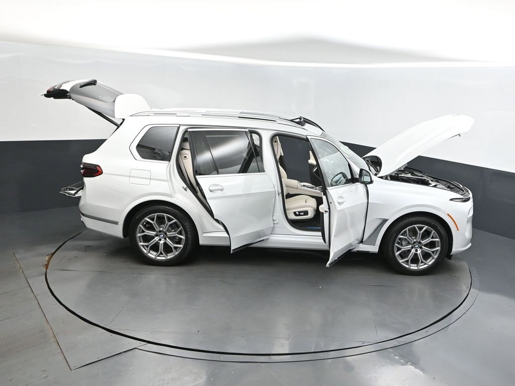 New 2026 BMW X7 xDrive40i w/ Executive Package image 51