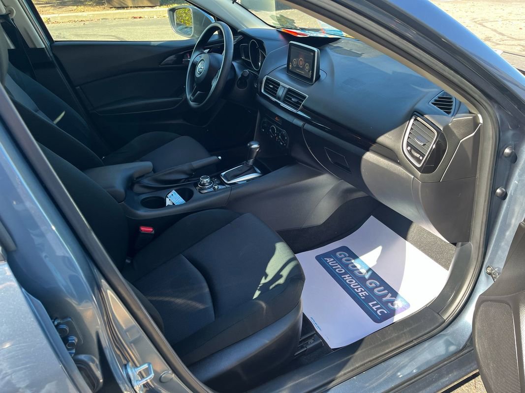 Used 2015 MAZDA MAZDA3 i Sport image 17