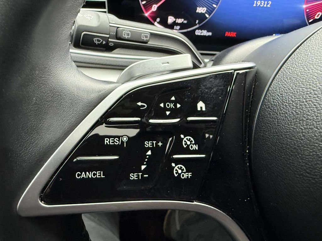 Used 2024 Mercedes-Benz GLE 350 4MATIC image 22