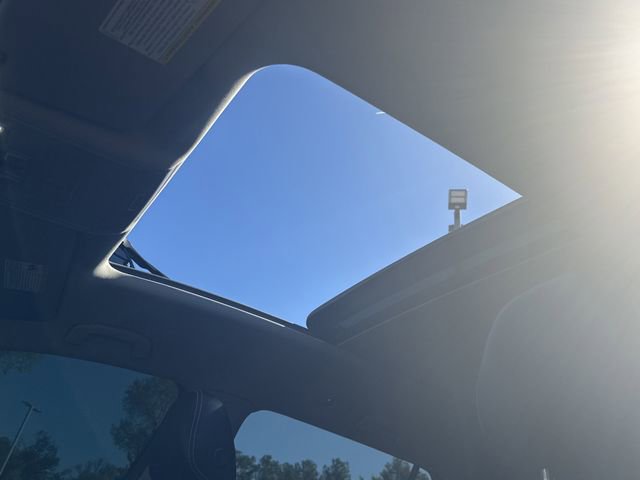 Used 2021 Volkswagen Atlas SE w/ Panoramic Sunroof Package image 34