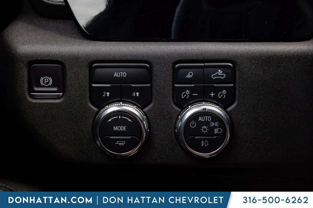 Used 2025 GMC Sierra 1500 SLT AWD/4WD image 7