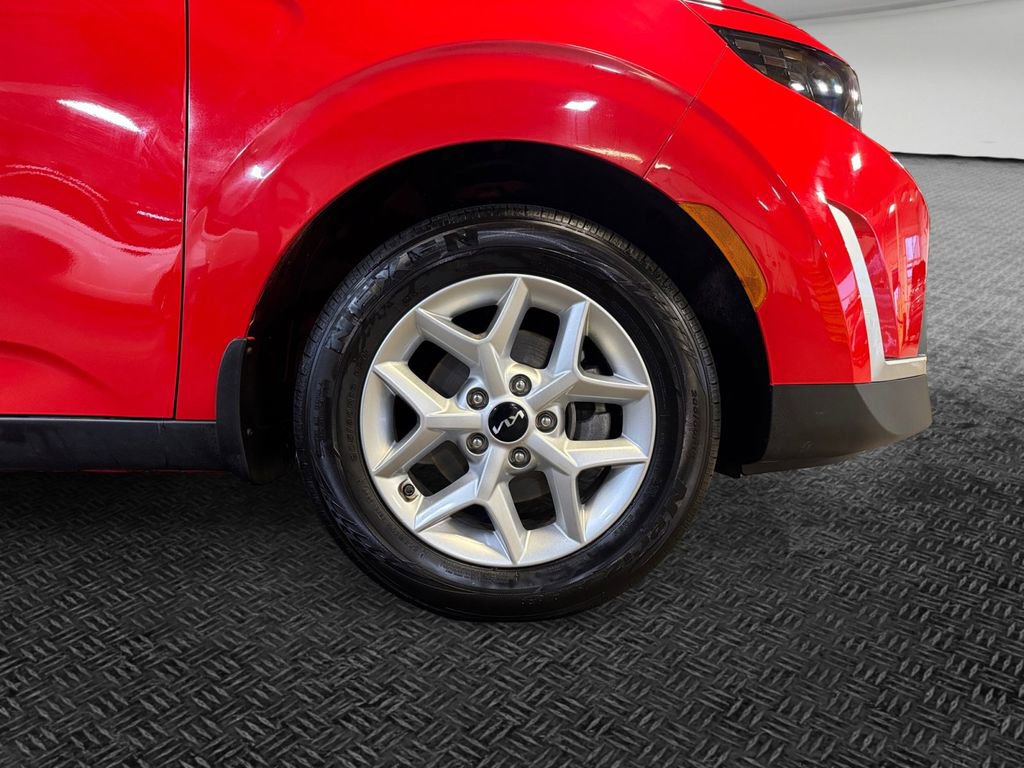 Certified 2023 Kia Soul LX w/ LX Technology Package image 11