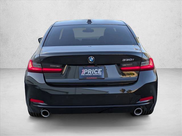 Used 2025 BMW 330i Sedan w/ Convenience Package image 6