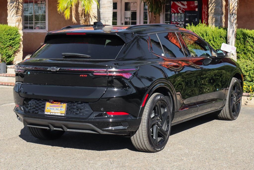 Used 2025 Chevrolet Equinox EV RS image 9