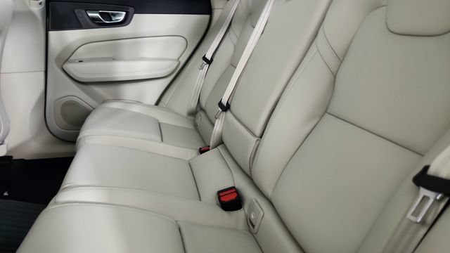 New 2026 Volvo XC60 T8 Ultra w/ Climate Package PRO AWD/4WD image 29