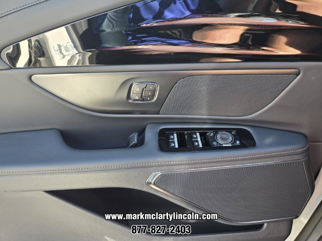 New 2026 Lincoln Nautilus Premier AWD/4WD image 22
