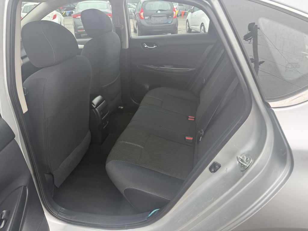 Used 2016 Nissan Sentra S image 13